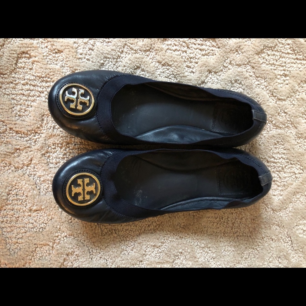 Tory Burch navy blue flats